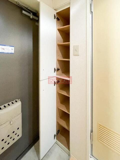 玄関　同建物参考写真