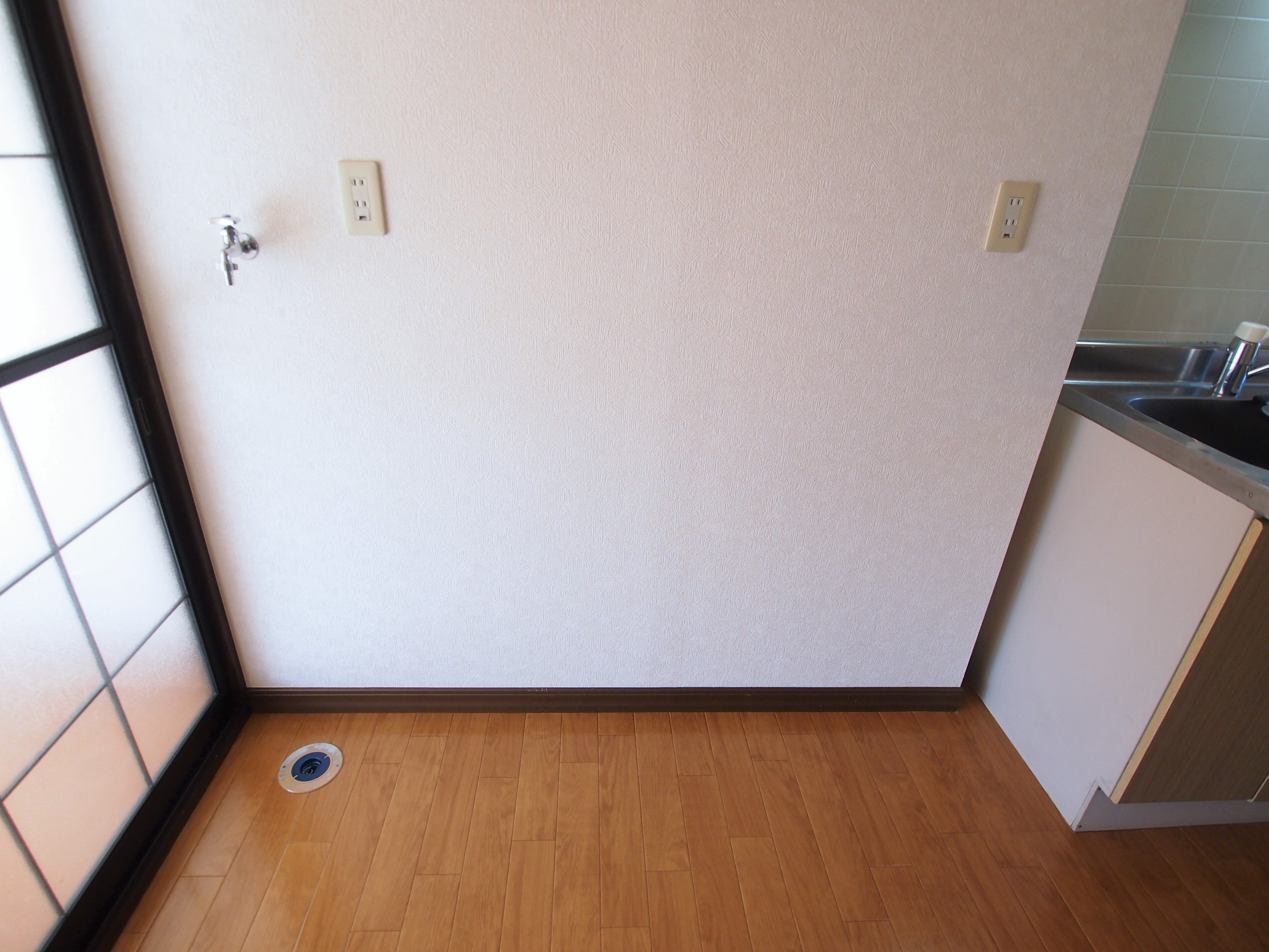 その他部屋・スペース　洗濯機置場。室内にあるので安心で便利です。