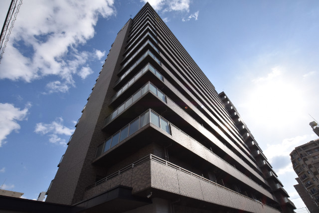 建物外観　ロイヤルガーデンシティ桑田町