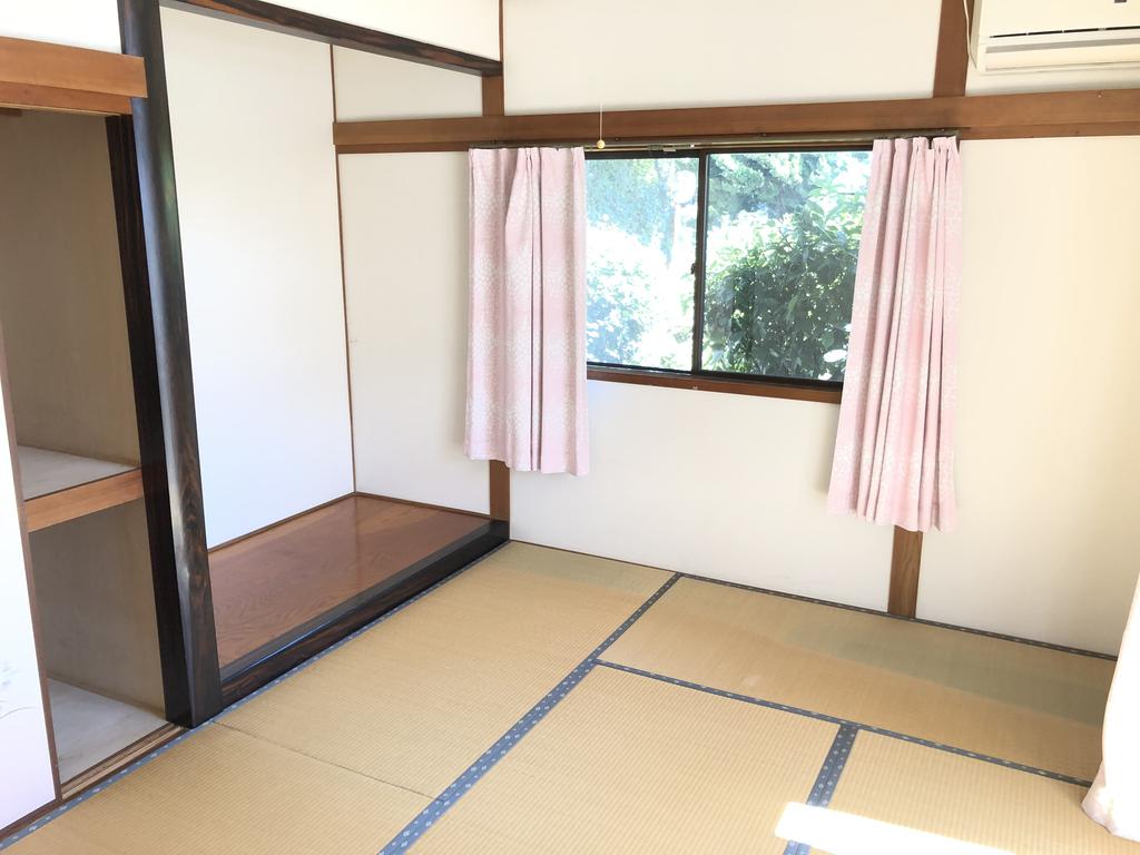 三里木駅南貸家の居間写真