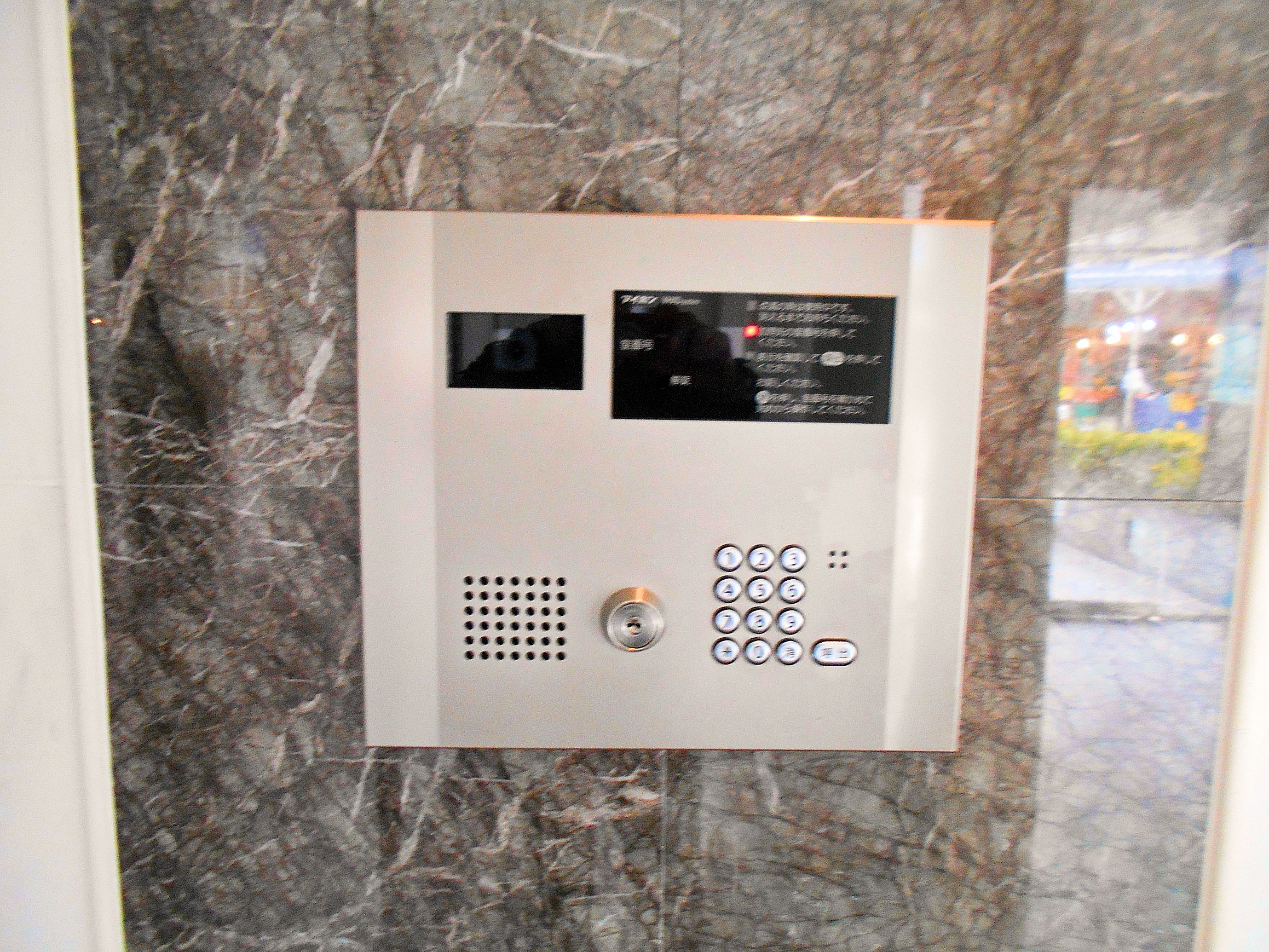 その他　防犯カメラつきで安心