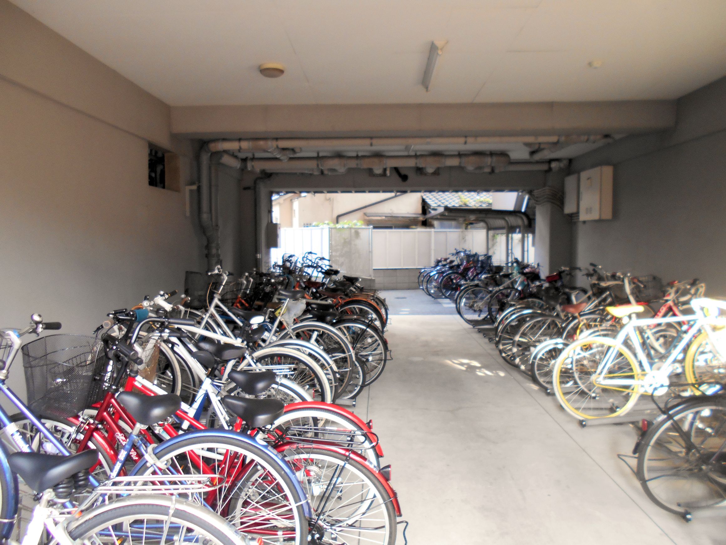 その他共有部分　駐輪場あります。月額550円