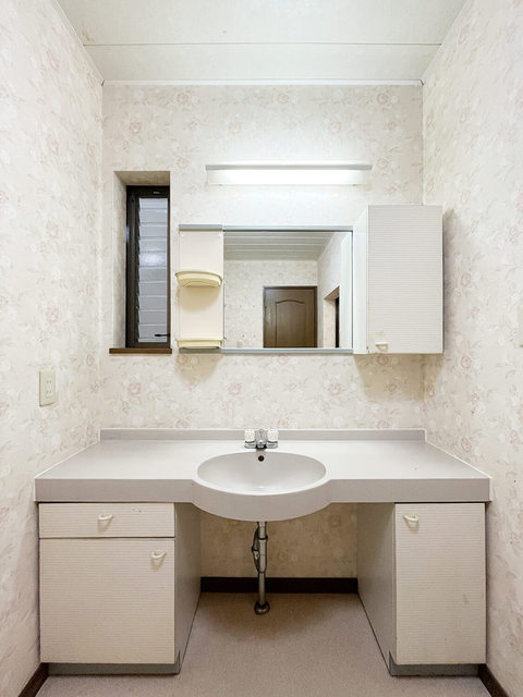 洗面設備　洗面化粧台