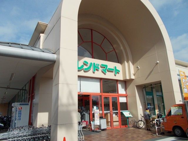 【大津市千町のアパートのスーパー】