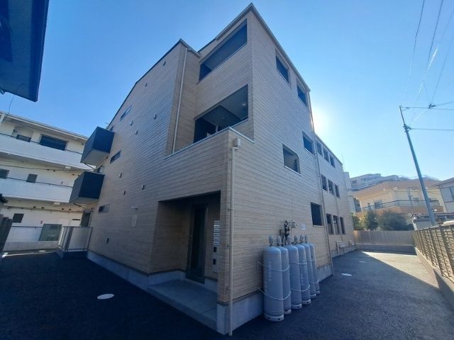 Crestの外観写真