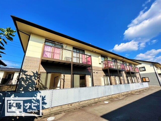 【フォブール龍雲Aの建物外観】