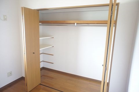 【糟屋郡粕屋町大字大隈のマンションの収納】