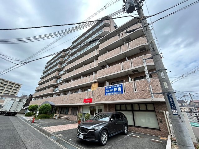 【和泉市のぞみ野のマンションの建物外観】