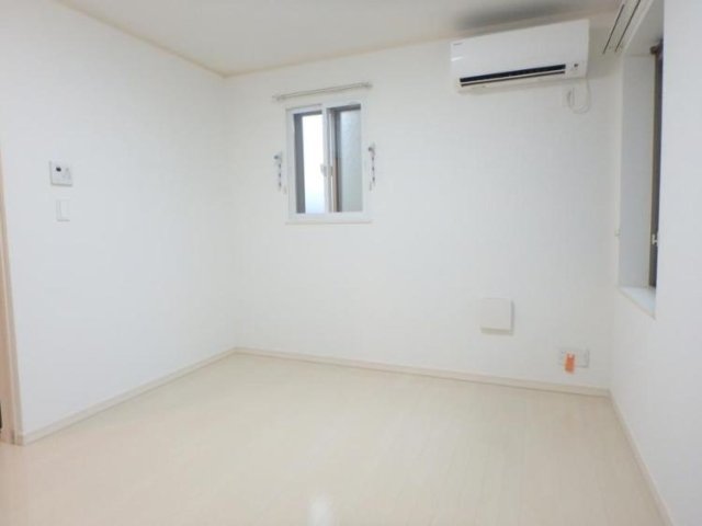 居室・リビング　ゆったりとした居間です