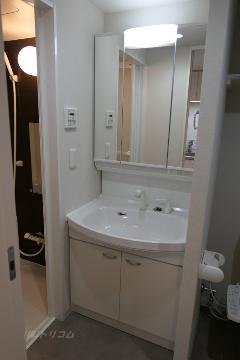 洗面設備　洗髪洗面化粧台