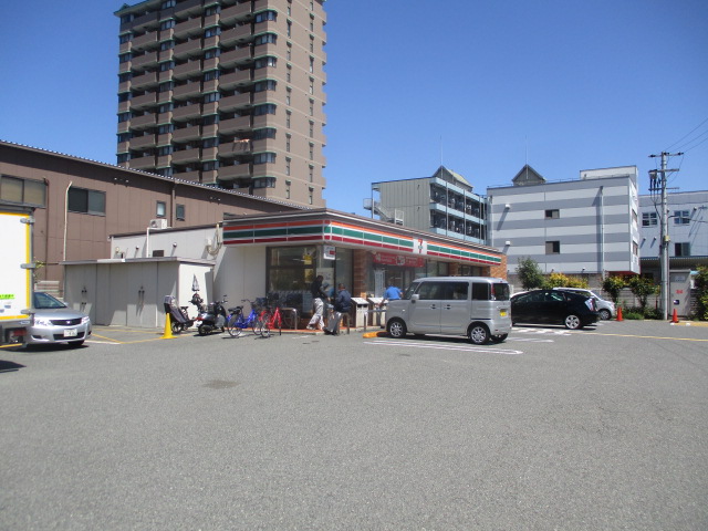 コンビニ　セブンイレブン 大阪新北島7丁目店（コンビニ）まで269m