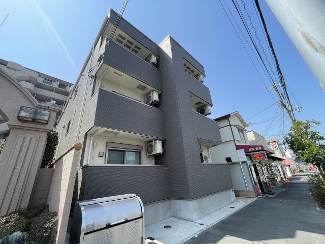 建物外観　外観は落ち着いています