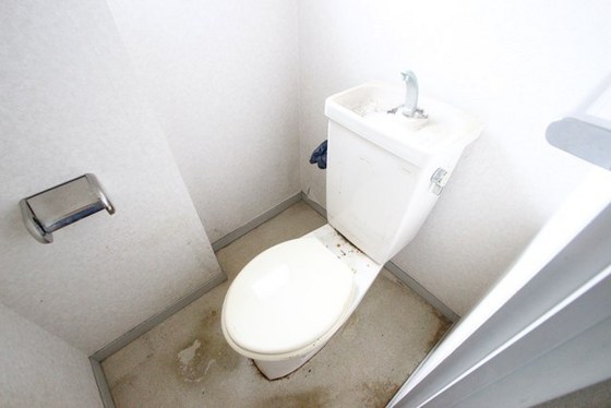 トイレ　※別部屋の写真です