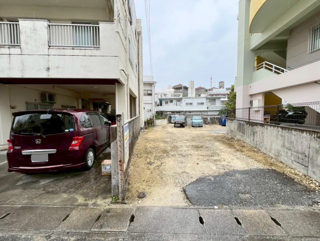 駐車場　玉城アパート★那覇市三原エリア