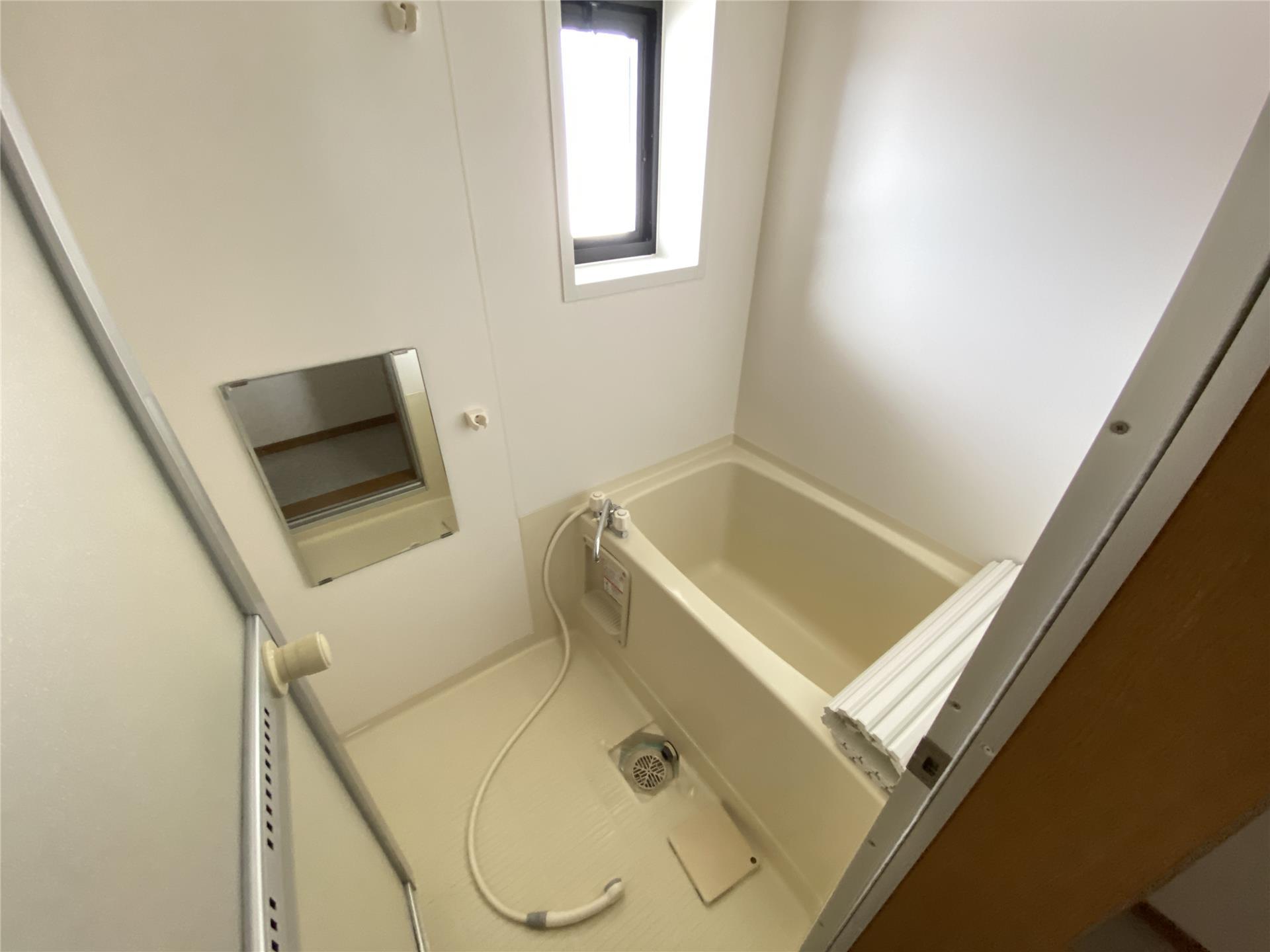 バス・シャワールーム　浴室