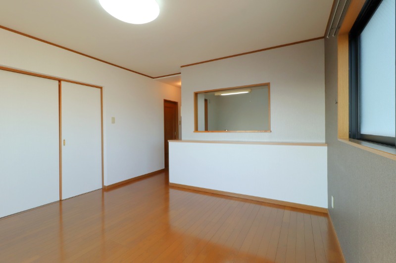 居室・リビング　図面と現状に相違がある場合には現状を優先