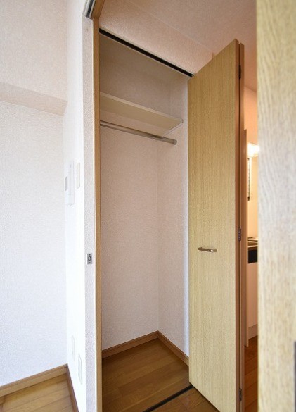 収納　退去前のため別号室の写真を掲載しております。