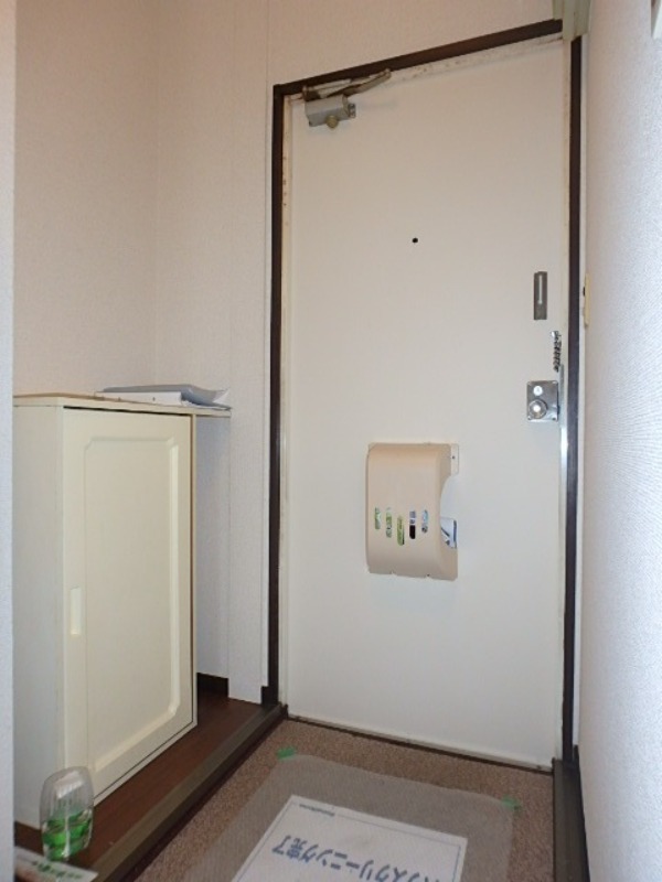 玄関　図面と現状に相違がある場合には現状を優先