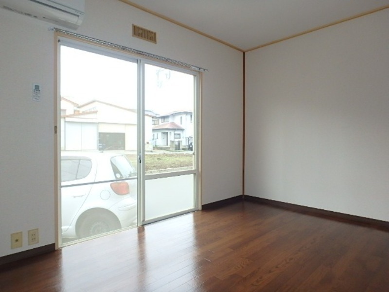 居室・リビング　図面と現状に相違がある場合には現状を優先