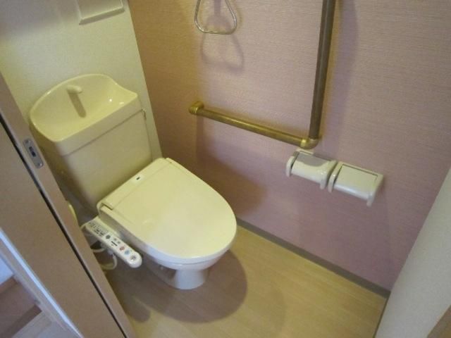トイレ　☆ウォシュレット付き☆
