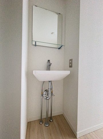洗面設備　日々の生活に便利な「独立洗面台」あります。