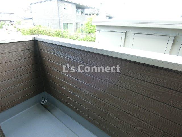 バルコニー　晴れた日には洗濯物もたくさん干せます。