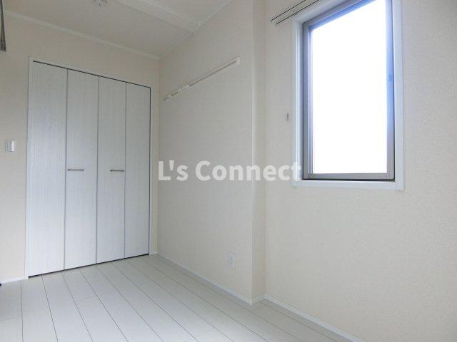 その他　３帖の洋室は寝室として使えます。