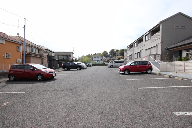 駐車場　（空き要確認）