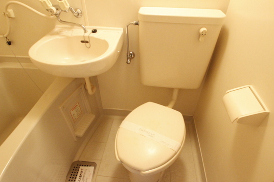 トイレ　※別部屋の写真です