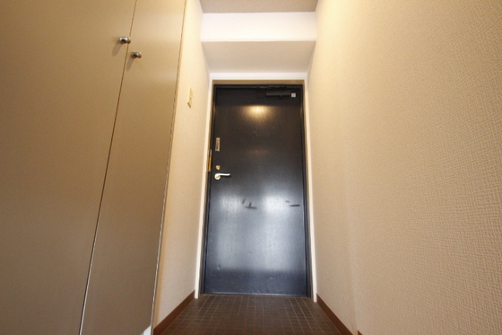 玄関　※別部屋の写真です