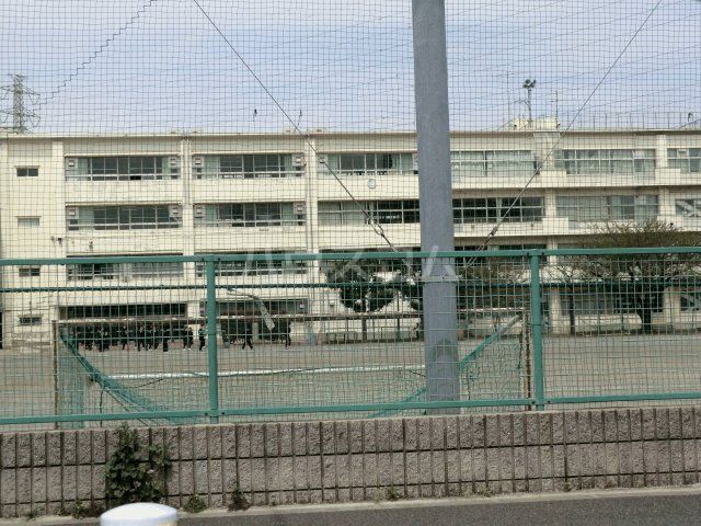中学校　町田市立町田第一中学校（中学校）まで744m