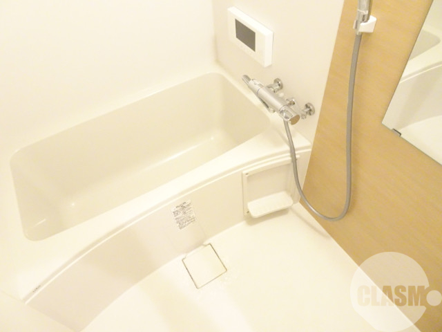 バス・シャワールーム　浴室乾燥機付きバス♪