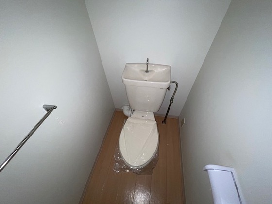 トイレ　※別部屋の写真です