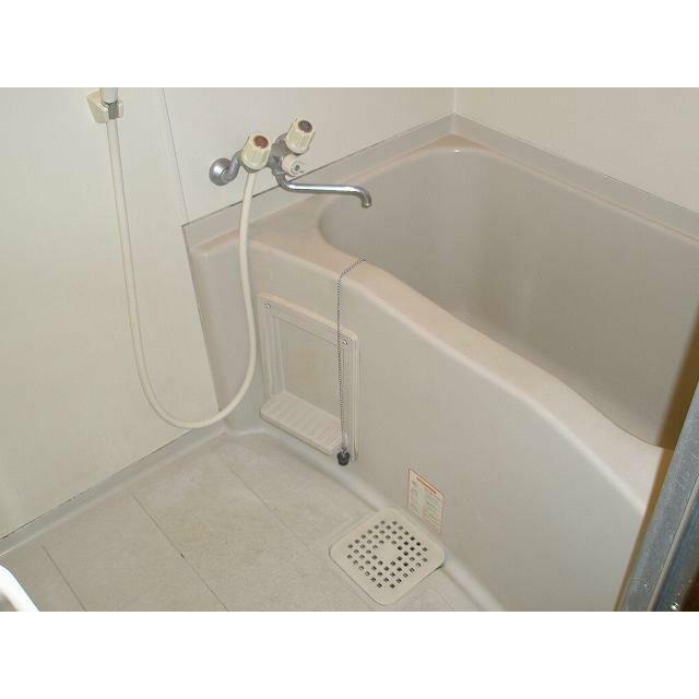 バス・シャワールーム　日々の暮らしに欠かせないお風呂です