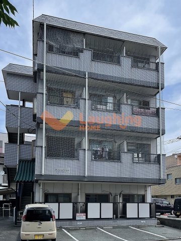 建物外観　外観は落ち着いています