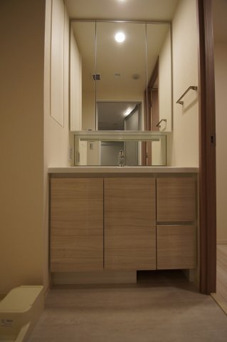 洗面設備　便利な独立洗面台