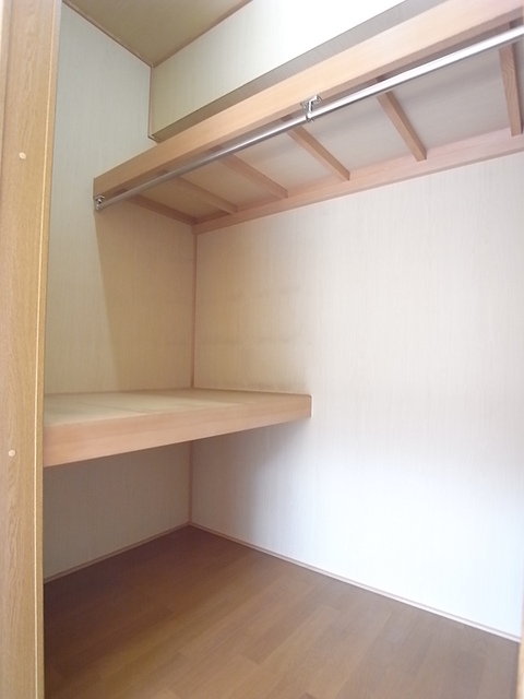 収納　ウォークインクローゼット