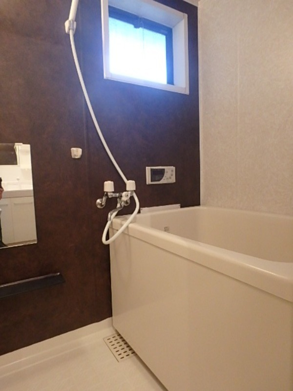 バス・シャワールーム　図面と現状に相違がある場合には現状を優先