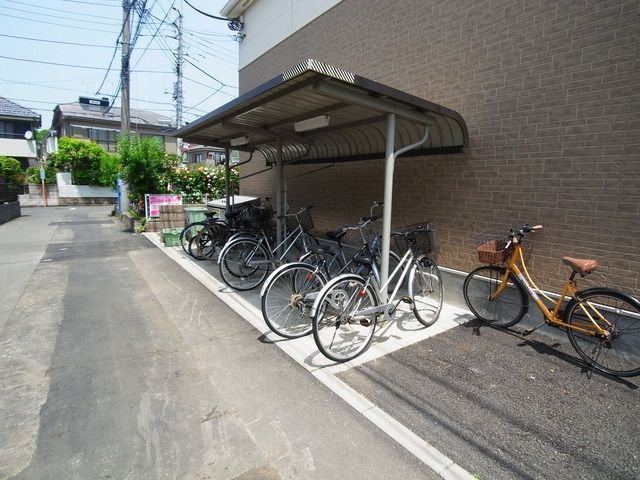 その他共有部分　♪屋根付き駐輪場♪