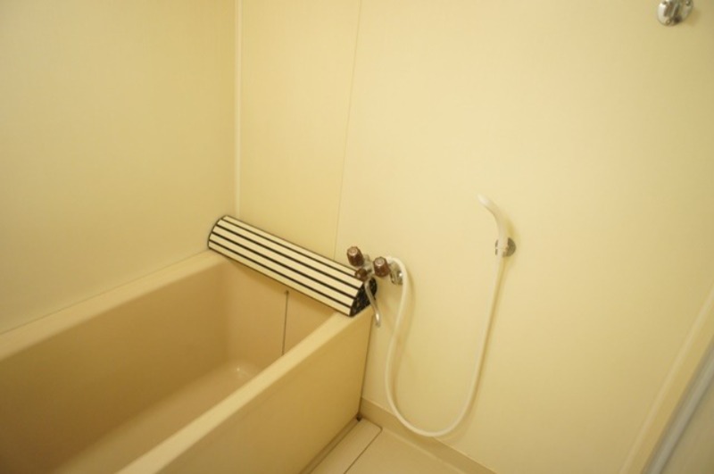 バス・シャワールーム　図面と現状に相違がある場合には現状を優先