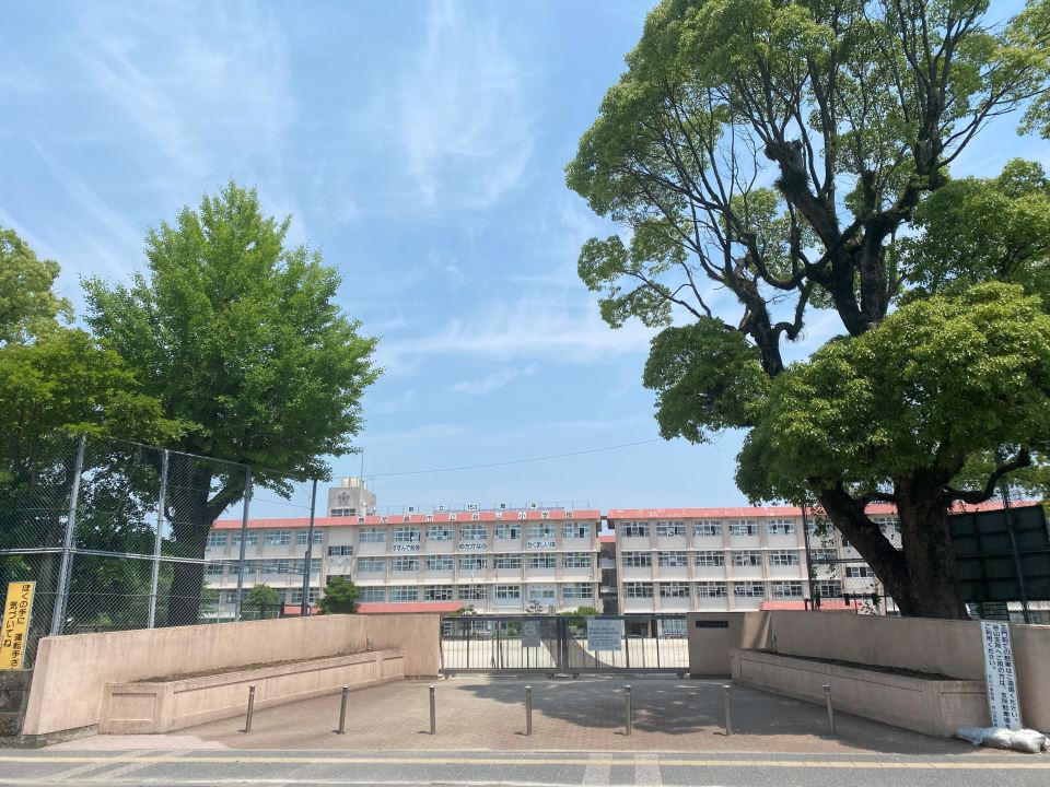 小学校　谷山小学校（小学校）まで400m
