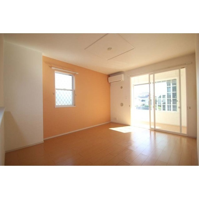 居室・リビング　内装は全て１０２にて撮影