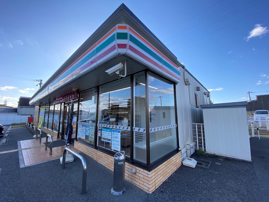 コンビニ　セブンイレブン 姫路加納原田店（コンビニ）まで322m