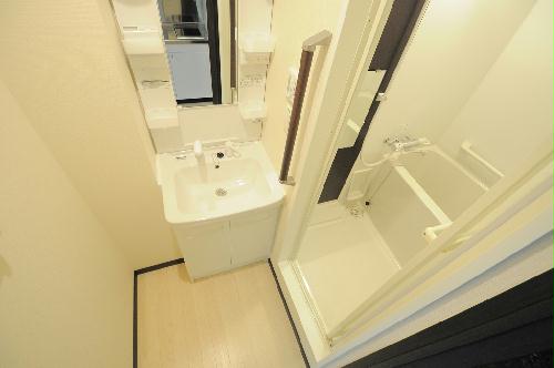 洗面設備　同シリーズの類似となります。現況を優先致します。