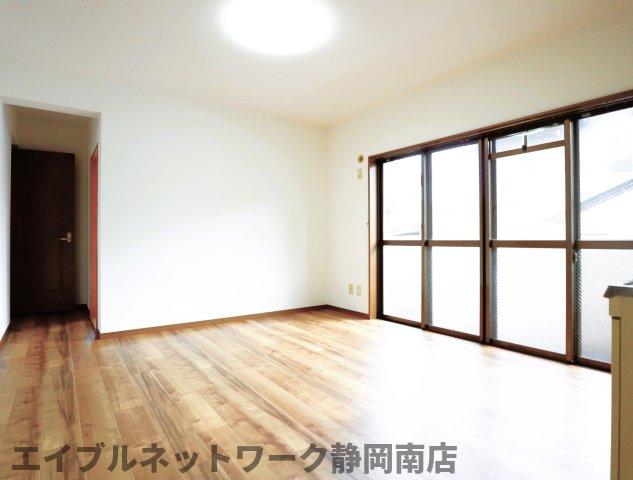 居室・リビング　ゆったり過ごせるリビングです