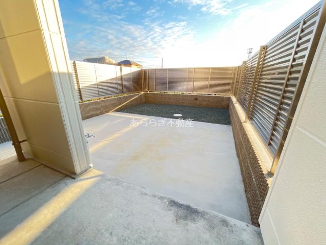 バルコニー　専用庭