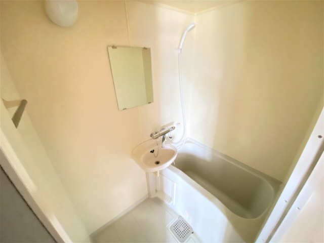 バス・シャワールーム　浴室