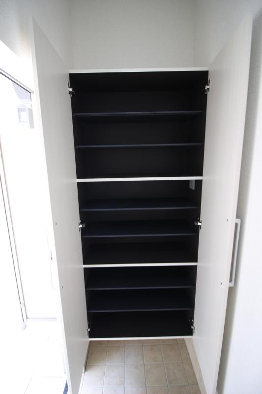 その他　大容量シューズボックス