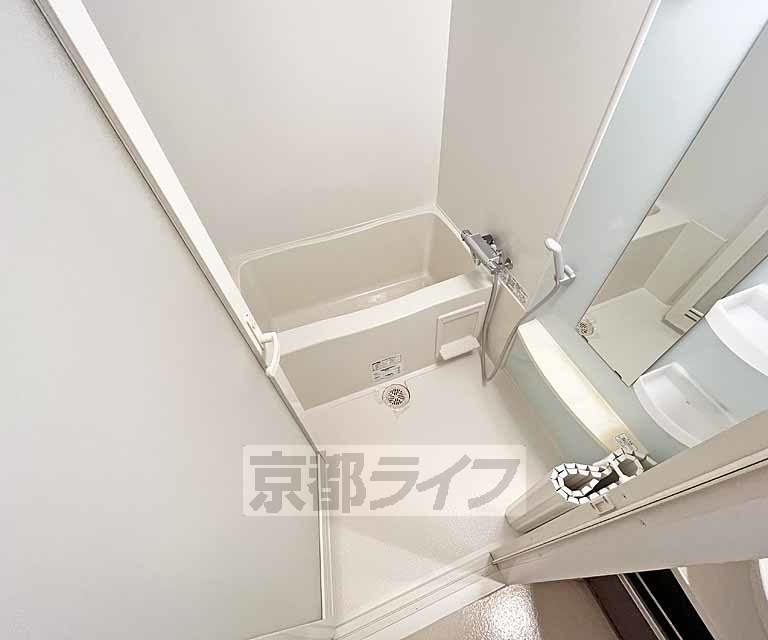 プレサンスNEO京都烏丸の風呂写真