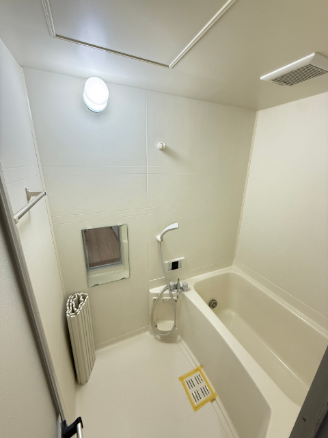 バス・シャワールーム　現況の物を優先とします